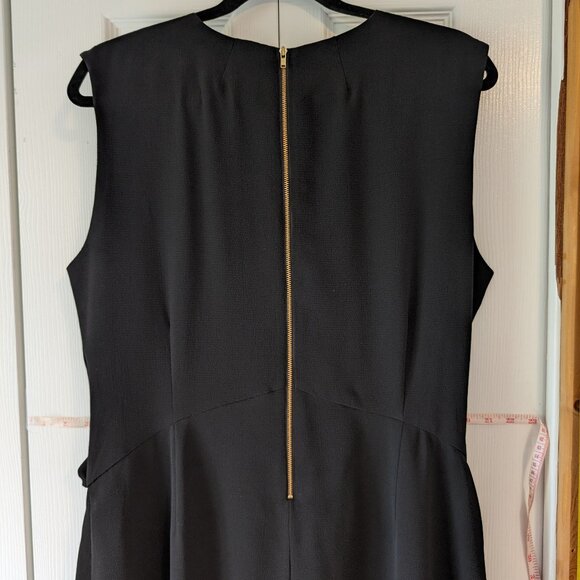 The LBD with Gold Zipper detail 12/14 - Picture 3 of 9